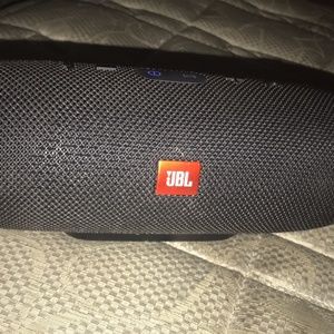 JBL Charge 3